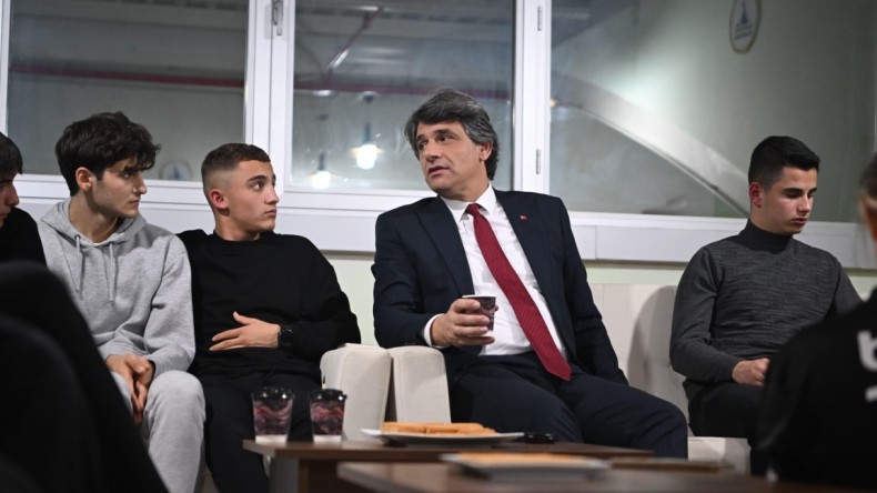 Hayat tecrübelerini paylaştı, gençlere ilham kaynağı oldu