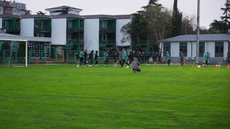 Kocaelispor’da İsmet Taşdemir ilk antrenmanına çıktı: İşte ilk sözleri….