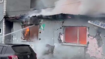 5 gün önce boşaltılmıştı; Gecekondu alevlere teslim oldu