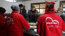 İzmit Belediyesi Kent Lokantaları ile büyük takdir topluyor