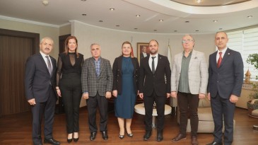 Yeniden Refah İzmit İlçe Başkanı Şahin’den Hürriyet’e ziyaret