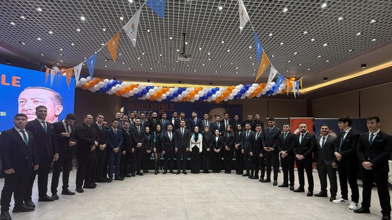 Ak Parti İzmit İlçe Gençlik Kolları Yönetimi belli oldu