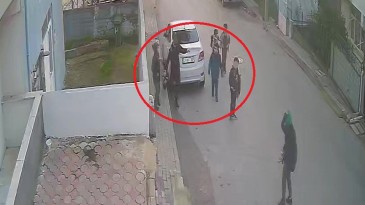 Oğluna tokat atan çocuğu dövmüş