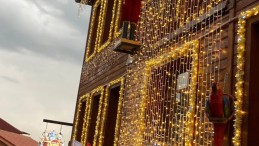 İzmit’te açıldı: ‘Büyülü Dünyaya Adım Atmayı Unutmayın’