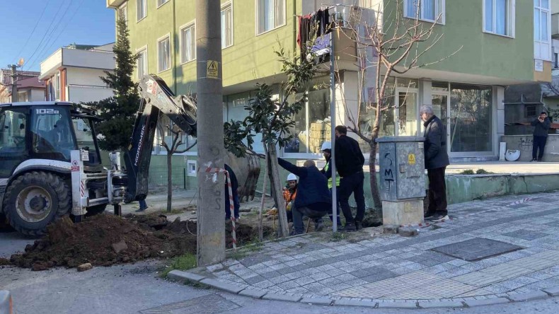 Kocaeli’de altyapı çalışması sırasında doğal gaz borusu delindi
