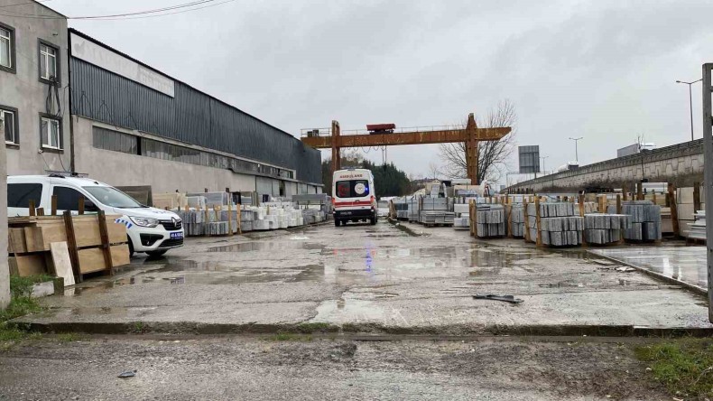 Kartepe’de 7 metre yükseklikten düşen işçi hayatını kaybetti