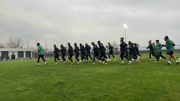Kocaelispor’un yeni transferi ilk idmanına çıktı