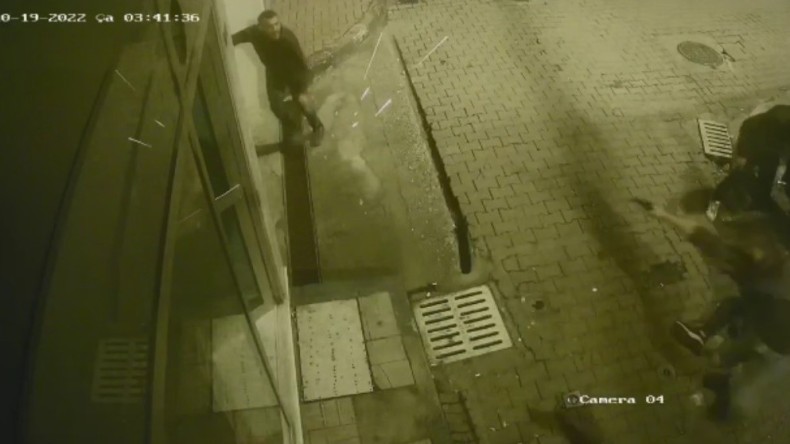 Oğlu öldürülen annenin feryadı: “Oğlumu 15 kurşunla öldürdüler”