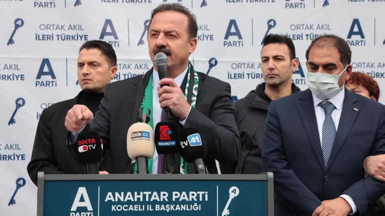 Yavuz Ağıralioğlu’ndan flaş sözler: “Bu ülkede simit hesabı 23 yıldır neden tutmuyor”