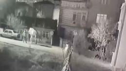 İzmit Yeşilova’da çamaşır makinesini böyle çaldılar