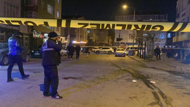 İki grup arasında silahlı kavga: Ölü ve yaralılar var