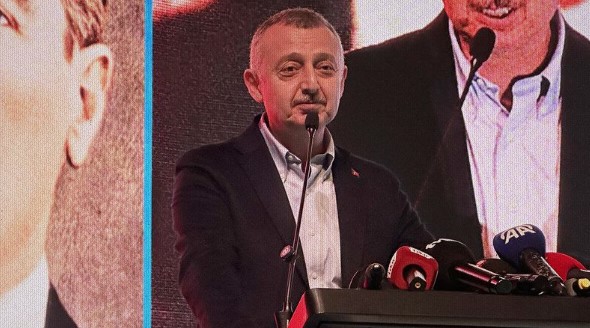 Başkan Büyükakın, Ak Parti Gençlik Kongresi’nde gençlere seslendi