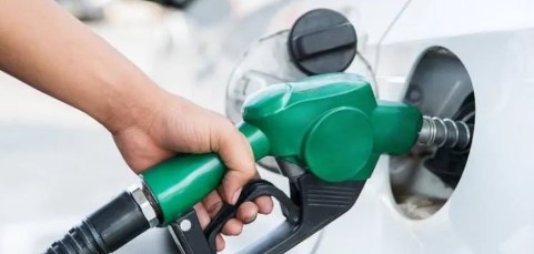 Benzine ve motorine büyük zam