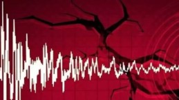 Korkutan deprem: Çevre illerde de hissedildi