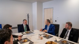 Başkan Büyükakın ve Özlü’den KOYAŞ’a ziyaretler: Jaecoo Plaza Kocaeli Kaya’ya da geldiler