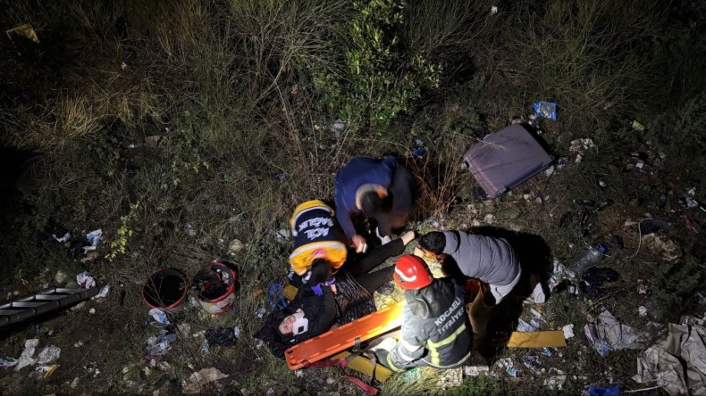 Özçekim yapmak isterken düşen genç kadın böyle kurtarıldı