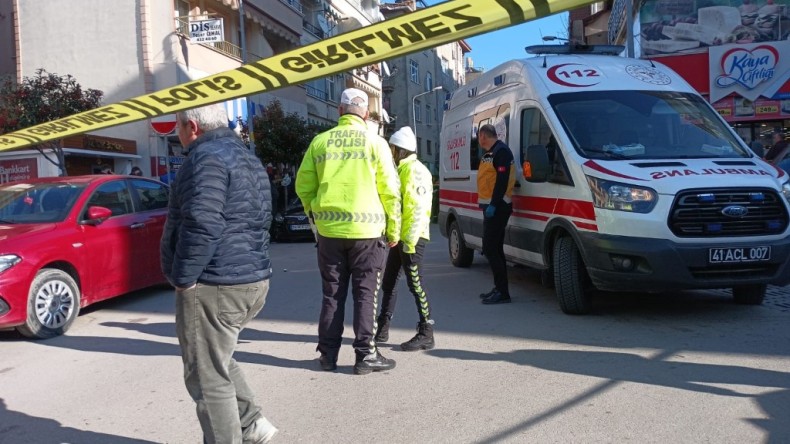Cadde ortasında tabanca ile vurularak öldürüldü