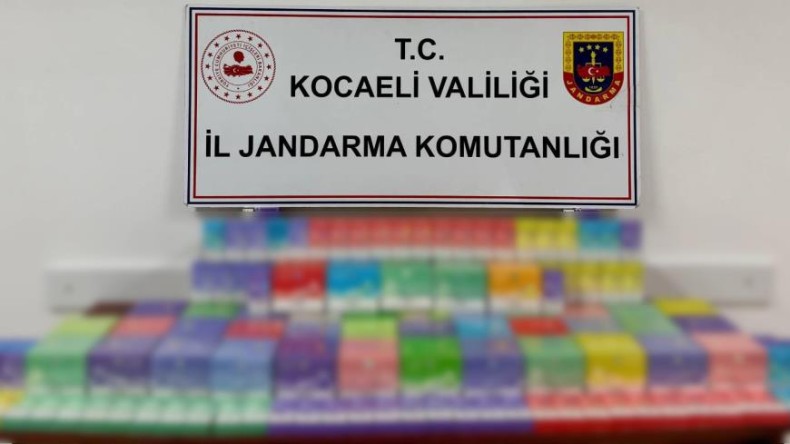 Araçta yapılan aramada bakın ne ele geçirildi