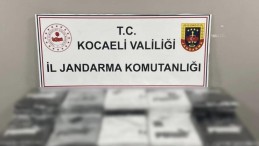 Gölcük’te ünlü markalara ait sahte giyim malzemesi ele geçirildi