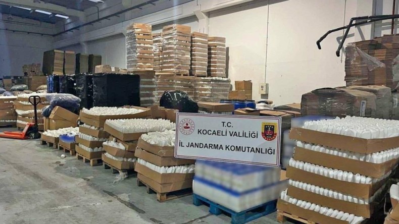 Jandarma’dan fabrikaya şok operasyon