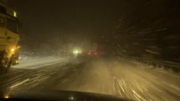 Kar sürücüler için çile, çocuklar için ise eğlence oldu