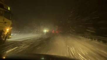 Kar sürücüler için çile, çocuklar için ise eğlence oldu