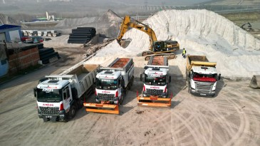 Kar geliyor: Büyükşehir ekipleri teyakkuza geçti