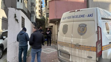 Balkondan düşen yaşlı adam hayatını kaybetti