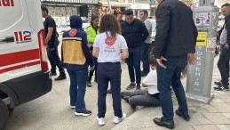 Otomobil ile motosiklet çarpıştı, motokurye yaralandı