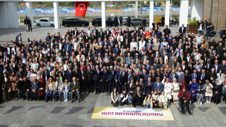 40. kent bayramlaşmasına yoğun katılım