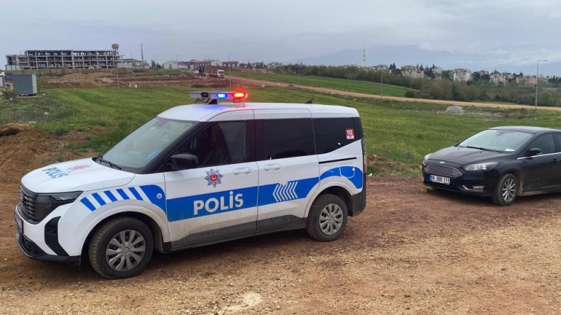 “Namus davası” diye bağırarak 2 kişiyi bıçakladılar