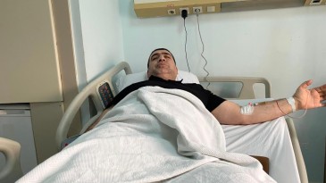 Tavuk dürüm yedi, ne hale düştü: Ağrılar dinmiyor, geceleri uyuyamıyor