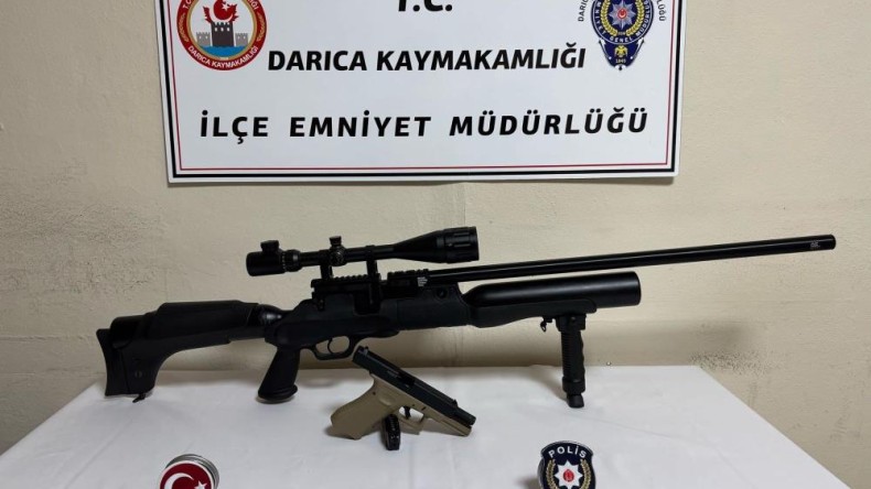 19 yaşındaki gencin üzerinden tüfek ve tabanca çıktı