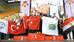 İzmit Mesleki ve Teknik Anadolu Lisesi’nden büyük başarı