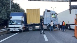Kocaeli’de zincirleme kaza: Yol trafiğe kapandı