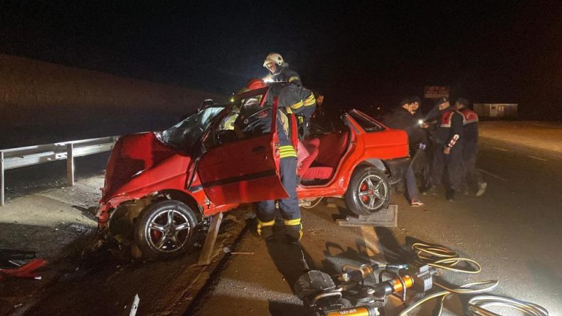 Kandıra yolunda feci kaza: İki ölü