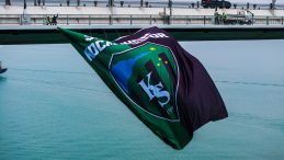 Kocaelispor bayrağı, Osmangazi Köprüsü’ne asıldı