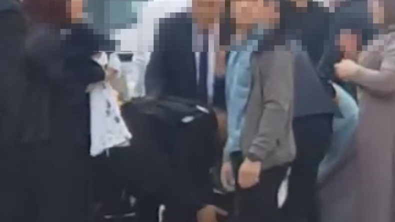 Düğün öncesi bir grup arasında tekmeli yumruklu kavga