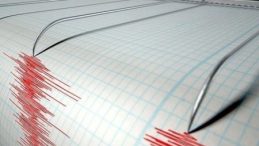 Marmara’da korkutan deprem: Vatandaşlar sokağa döküldü