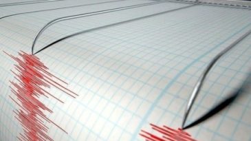 Marmara’da korkutan deprem: Vatandaşlar sokağa döküldü