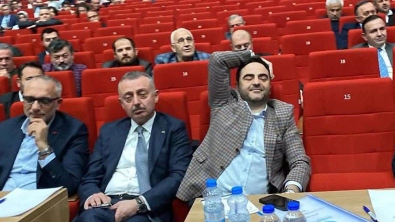 Başiskele Belediye Başkanı Yasin Özlü’ye tepki var