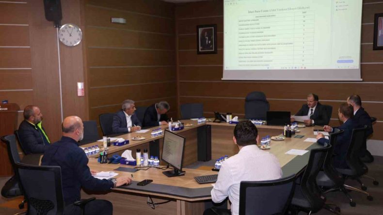 9 toplu taşıma aracı trafikten men edildi