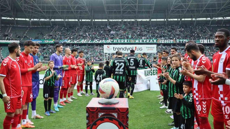 Kocaelispor son maçına böyle çıktı