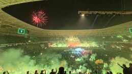 Kocaelispor camiası şampiyonluğu ünlü isimlerle kutladı