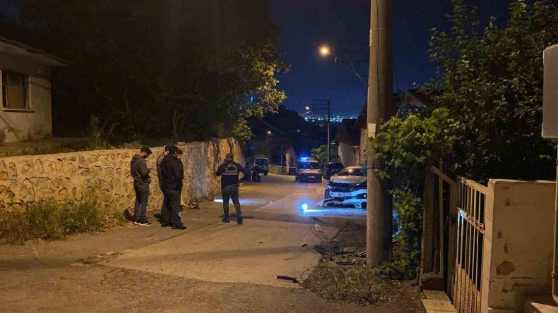İzmit’te otomobile kurşun yağmuru