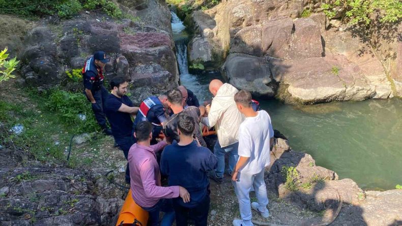 İzmit’ten acı haber: Dereye giren çocuk boğuldu