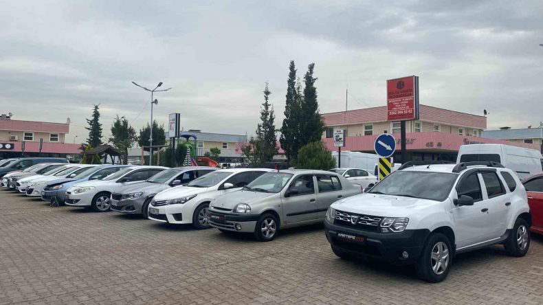 İkinci el araç piyasası yeniden hareketleniyor
