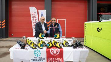 Hyundai Motor Türkiye, Kocaeli İtfaiyesi’ne bağışlarıyla destek veriyor