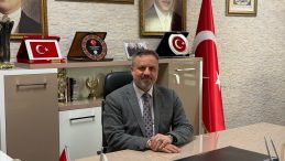 Dokuzlar Hürriyet’i uyardı: “Milletin tokadından önce yalandan çarpılacaksınız”