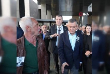 CHP Lideri Özgür Özel’e saldırı